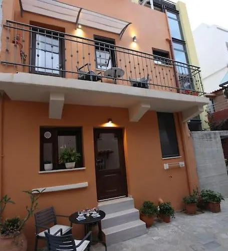 Kabanas 3 Cosy * Chania (Crete)