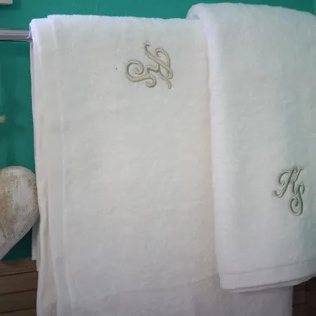 Kabanas 3 Cosy * Chania (Crete)